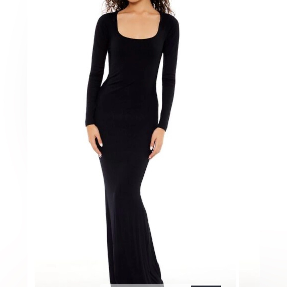 Skims inspired stretchy long sleeve dress